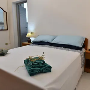  Appartamento Casa Vacanze Zuccarello Italia